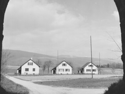 Henry Brandt, Marin-Epagnier, vers 1950, négatif. HB 4.50