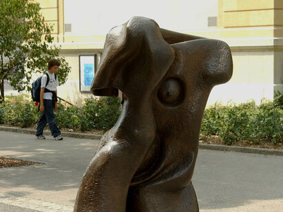 Claudine Grisel (1943), Grande mutante en marche, 1983. AP 9545