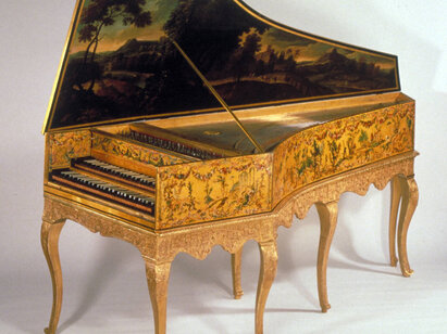 Clavecin, Johannes Ruckers (le Jeune), Anvers, 1632 et 1745, bois doré et peint, vernis martin, os. AA 2958
