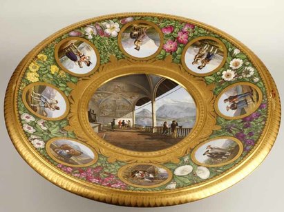 Coupe, Manufacture royale de Berlin, vers 1815, porcelaine peinte aux émaux polychromes et à l'or. Dépôt famille Maurice de Pourtalès. AA 4120