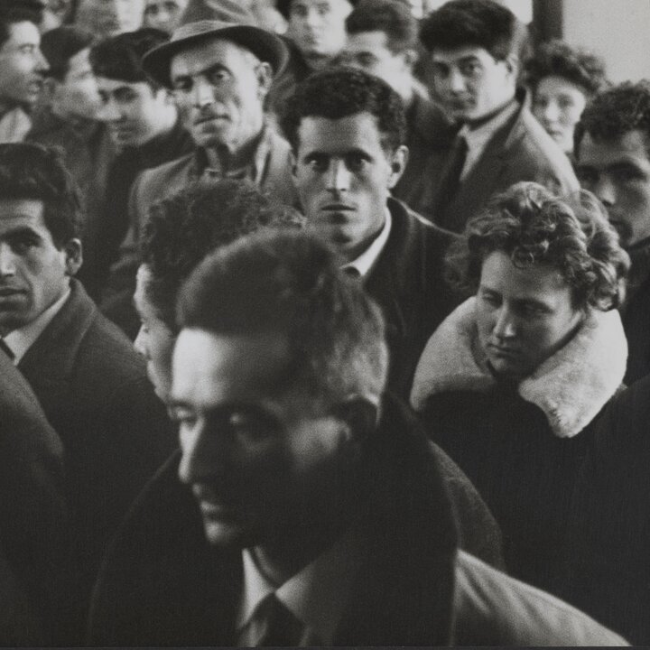 La Transformation merveilleuse de la classe ouvrière en étrangers. Projection